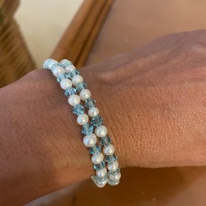 2 Freshwater Pearl Austrian Crystals bracelets.
